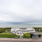 The Rockville Apartment W Sea Views