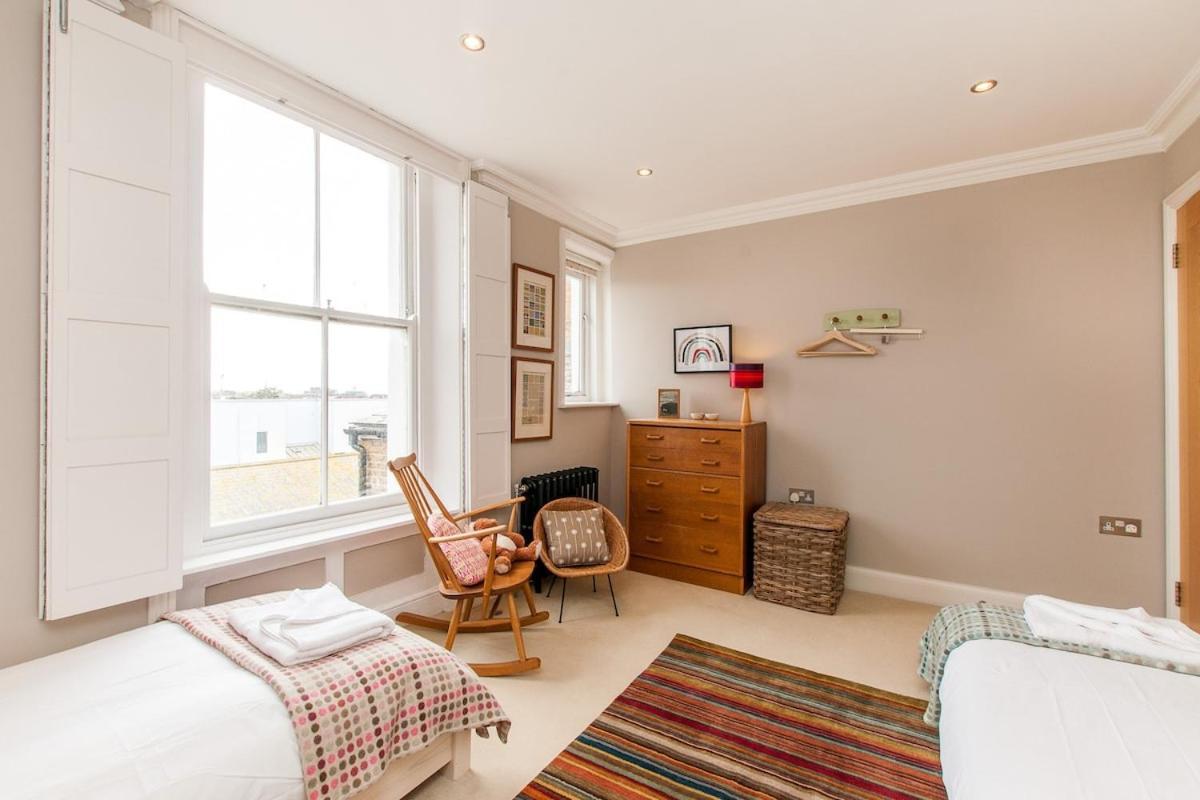 Apartment The Rockville W Sea Views *